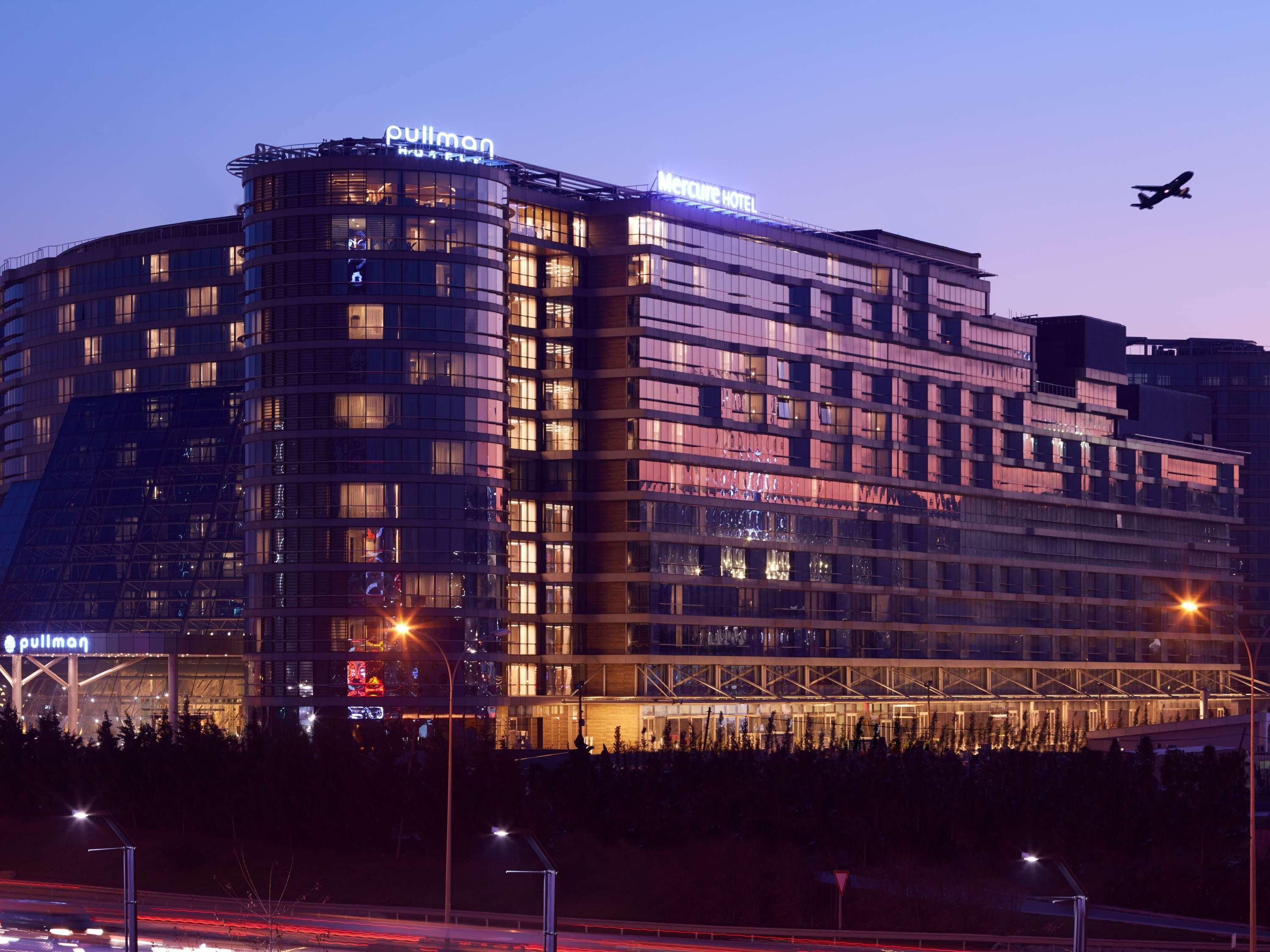 Mercure Istanbul West Hotel & Convention Center Istambul Exterior foto