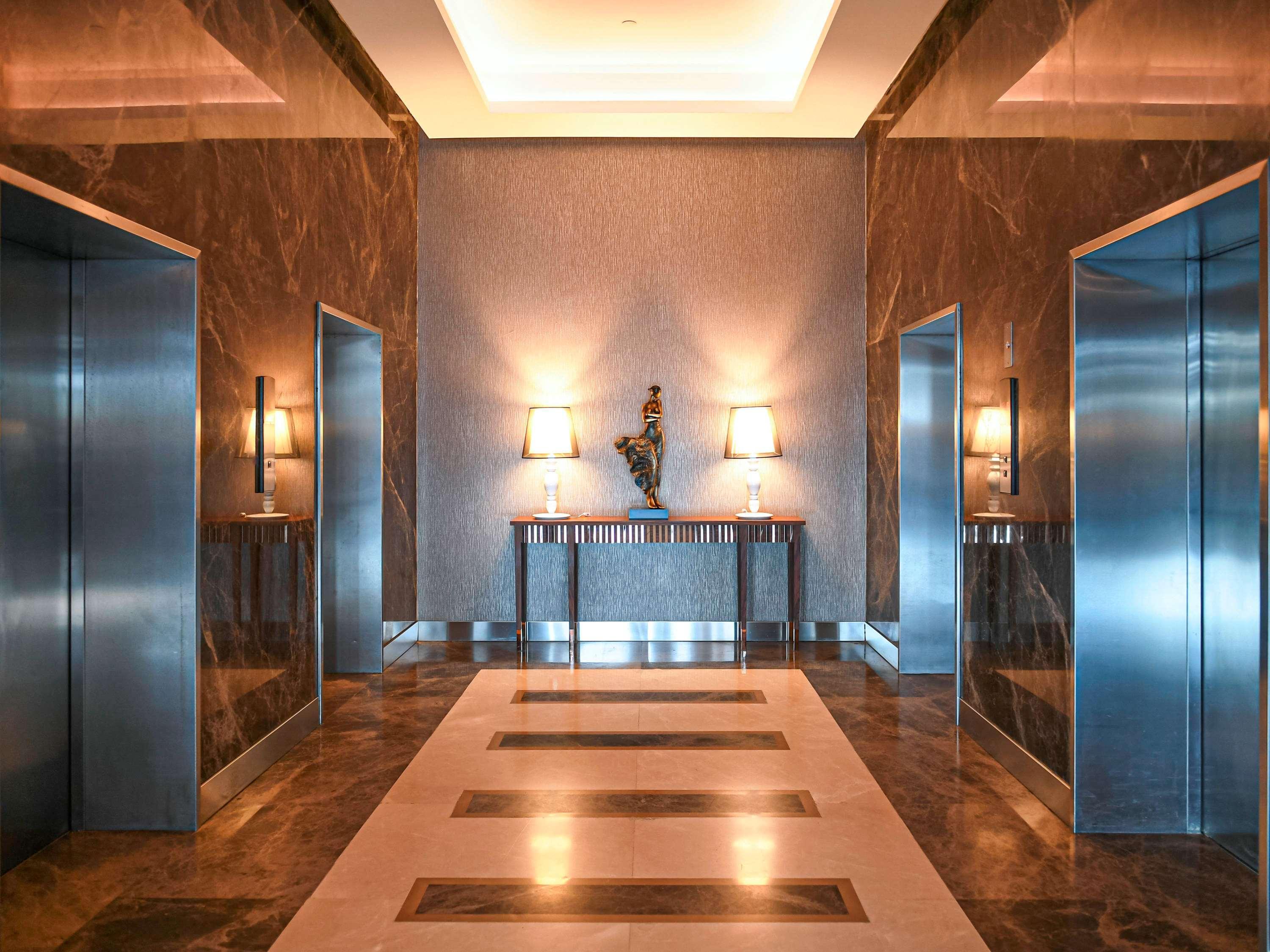 Mercure Istanbul West Hotel & Convention Center Istambul Exterior foto