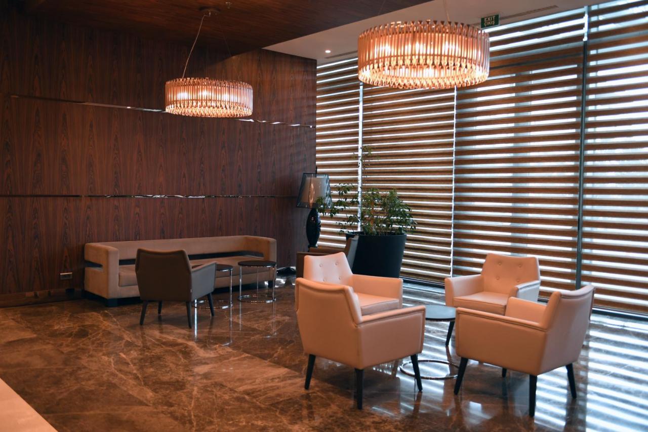 Mercure Istanbul West Hotel & Convention Center Istambul Exterior foto